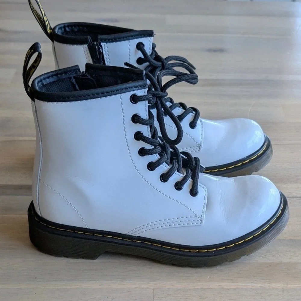 Dr. Martens Delaney White Patent Leather Lace Up Side Zip Boots Kids Size 2